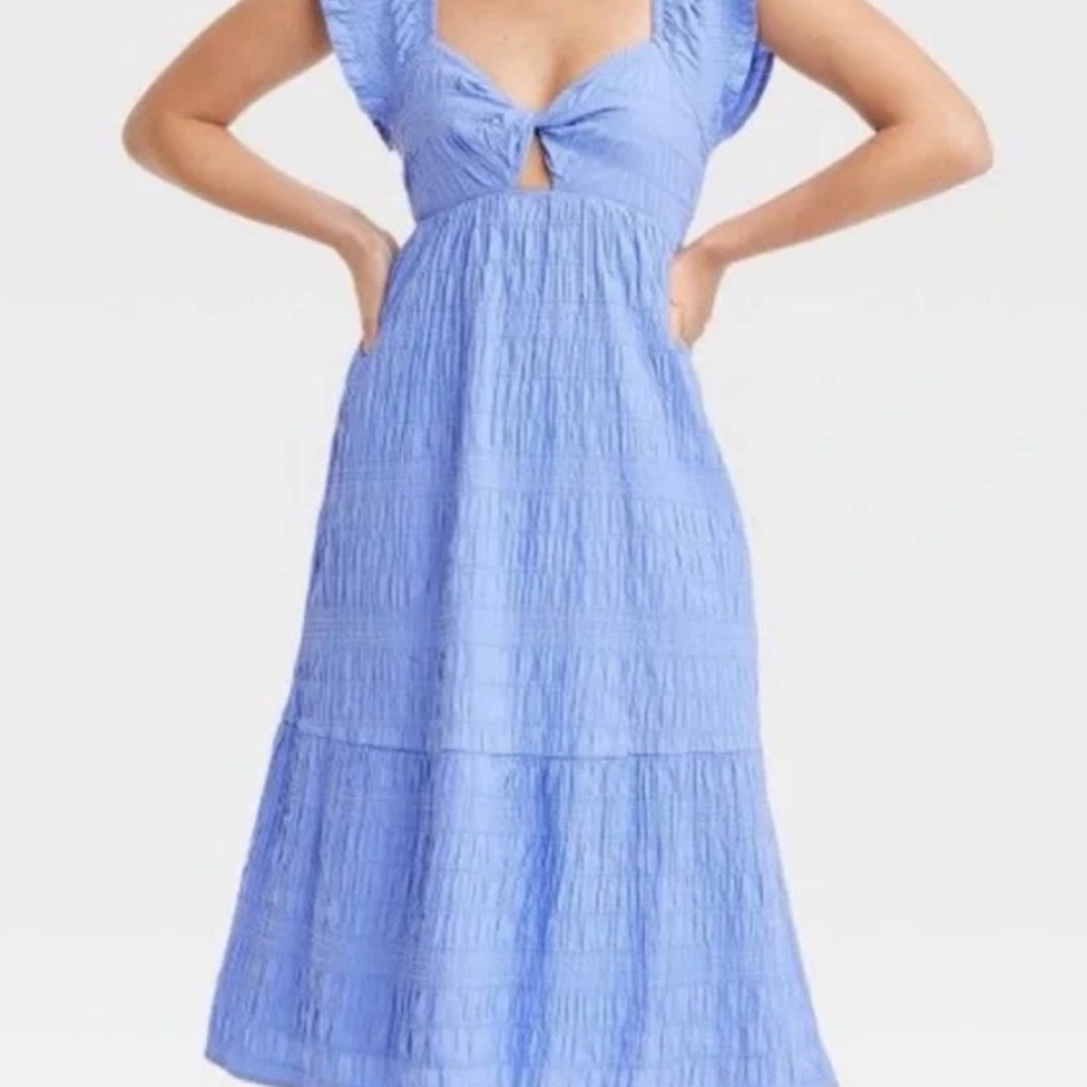 Universal Thread Periwinkle Midi Dress with Keyhole Bodice